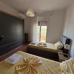 Elegant Seaview Escape شقة *