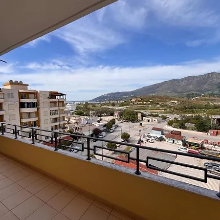 Elegant Seaview Escape أوريكوم