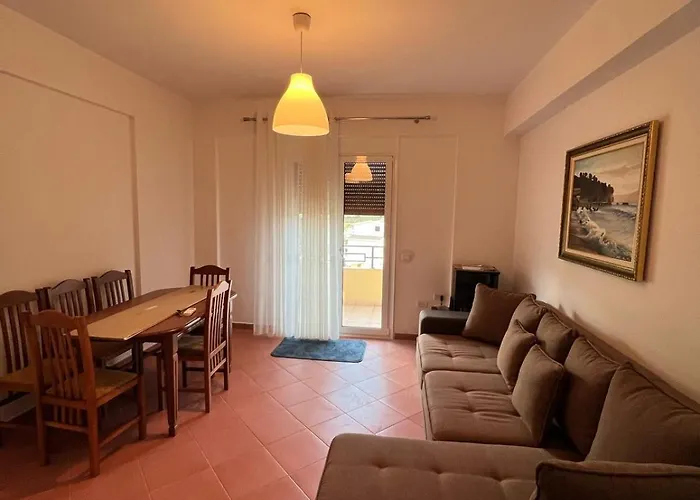 Elegant Seaview Escape Apartment